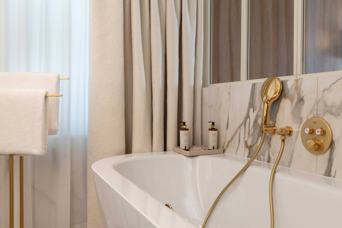 Suite signature (Bathroom)